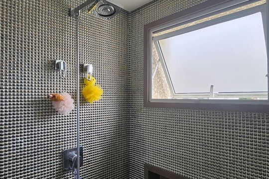 Compra de apartamento mobiliado em Água Branca, com 4 quartos e varanda gourmet. — Banheiro da Suíte 3