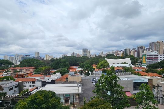 Compra de apartamento mobiliado em Água Branca, com 4 quartos e varanda gourmet. — Vista da Sala
