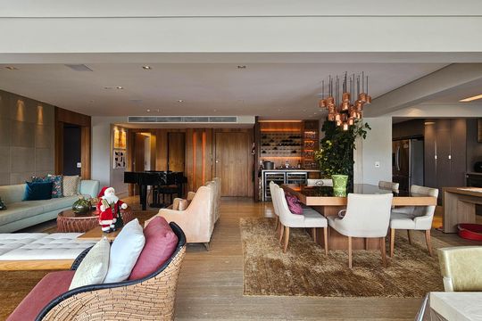 Compra de apartamento mobiliado em Água Branca, com 4 quartos e varanda gourmet. — Sala