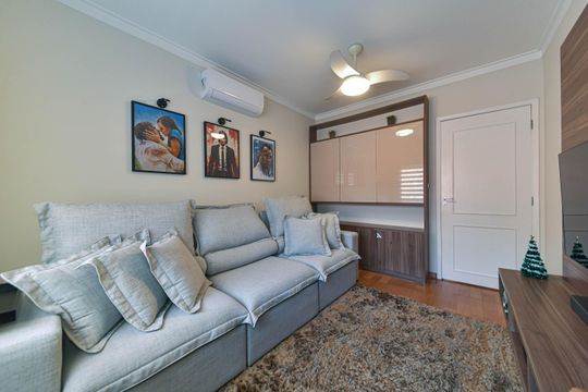 Casa mobiliada para comprar: 4 quartos, quintal, churrasqueira no condomínio, aceita animais. — Quarto 2