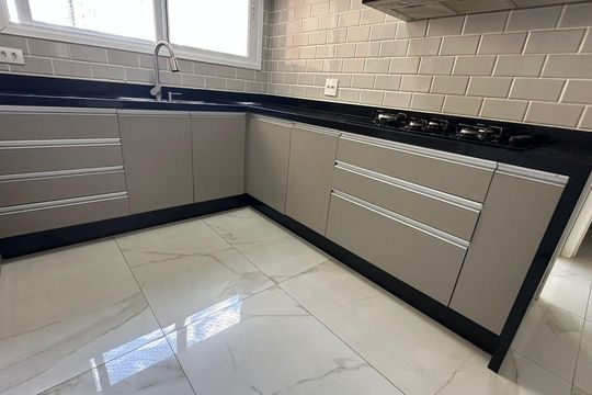 Comprar apartamento mobiliado com 3 quartos, varanda gourmet e academia no condomínio. — foto 23