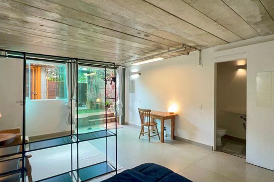 Casa com varanda, 2 quartos, mobiliada. Oportunidades de compra únicas! — Suíte 2