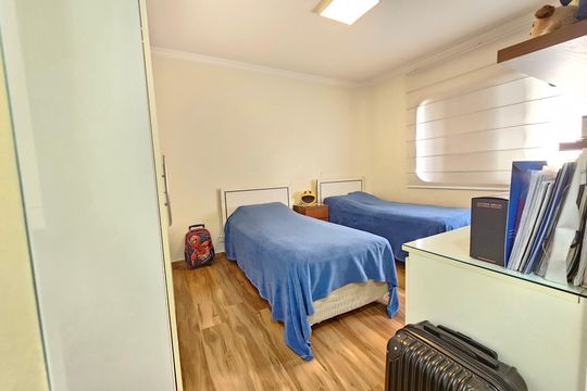 Apartamento com 3 quartos, piscina no condomínio e pode ter animais. Ideal para comprar. — Suíte 3