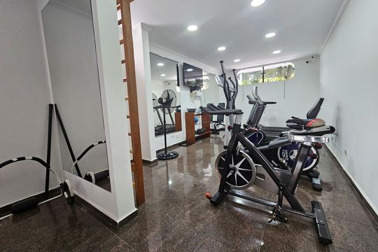 Apartamento com 3 quartos, piscina no condomínio e pode ter animais. Ideal para comprar. — Bicicletário