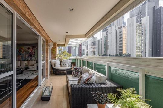 Apartamento à venda, com 240 m², 4 quartos e 4 vagas — Foto 08