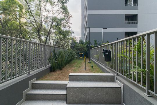 Comprar apartamento mobiliado com 3 quartos, varanda, piscina e churrasqueira no condomínio. — Área comum - Pet Place