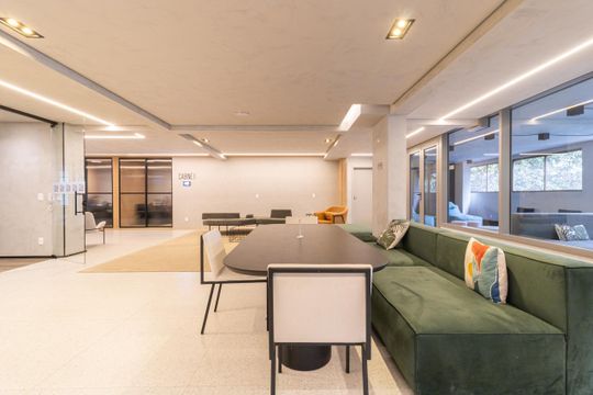 Comprar apartamento mobiliado com 3 quartos, varanda, piscina e churrasqueira no condomínio. — Área comum - Coworking