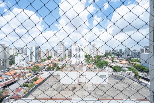 Compra apartamento com varanda, garden, piscina e academia no condomínio. Total de 4 quartos. — Vista do Quarto 3