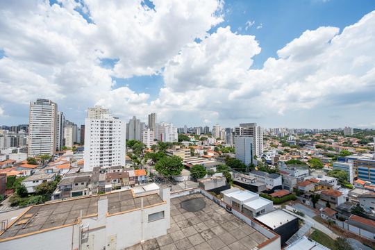 Compra apartamento com varanda, garden, piscina e academia no condomínio. Total de 4 quartos. — Vista da Churrasqueira