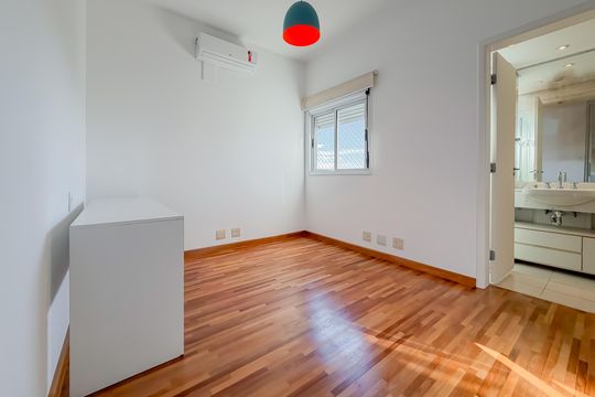 Compra de apartamento com 4 quartos e academia no condomínio. — Suíte 2