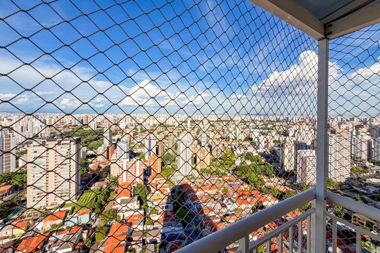 Compra de apartamento com 4 quartos e academia no condomínio. — Varanda Gourmet - Vista