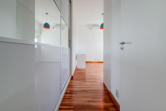 Compra de apartamento com 4 quartos e academia no condomínio. — Suíte 2