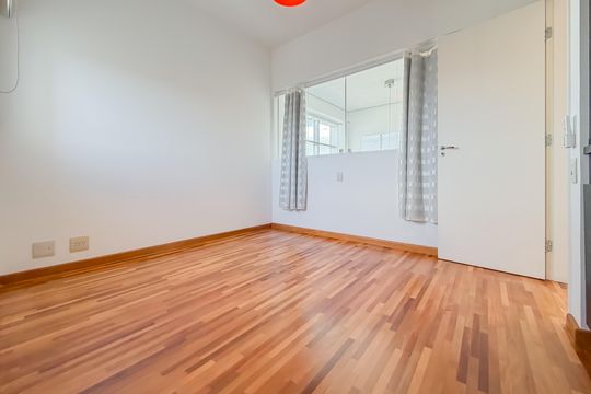 Compra de apartamento com 4 quartos e academia no condomínio. — Suíte 1