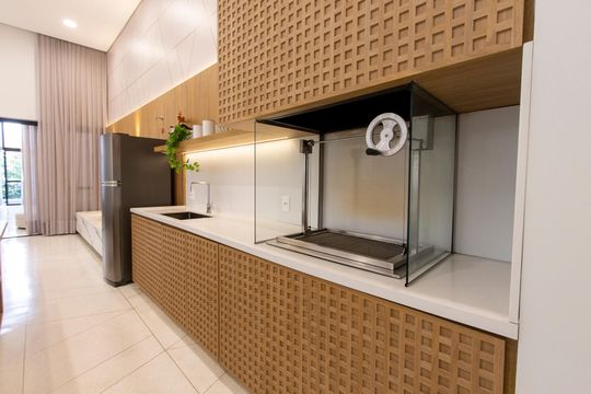 Comprar apartamento mobiliado com 3 quartos, piscina e academia no condomínio. Pets permitidos. — Salão de Festas