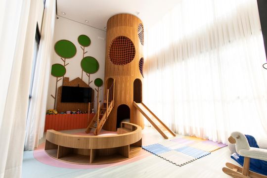 Comprar apartamento mobiliado com 3 quartos, piscina e academia no condomínio. Pets permitidos. — Brinquedoteca