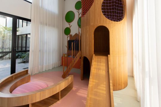 Comprar apartamento mobiliado com 3 quartos, piscina e academia no condomínio. Pets permitidos. — Brinquedoteca
