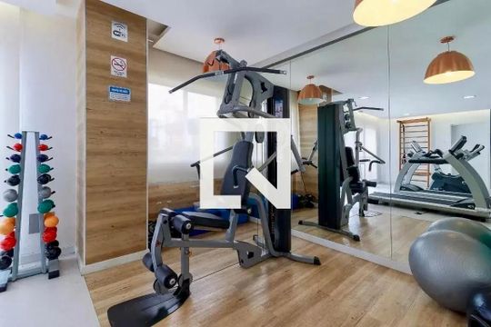Apartamento no Brooklin com 2 suítes e churrasqueira, ideal para comprar e ter animais. — Academia