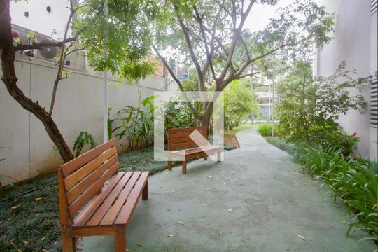 Apartamento no Brooklin com 2 suítes e churrasqueira, ideal para comprar e ter animais. — Área comum