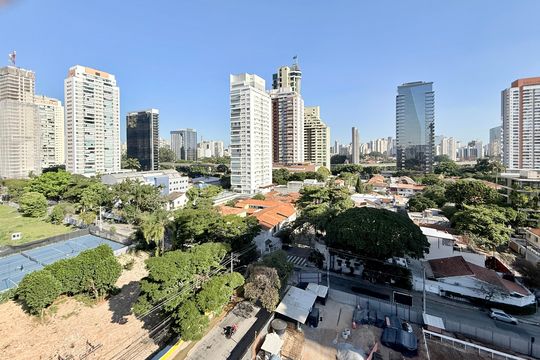Apartamento no Brooklin com 2 suítes e churrasqueira, ideal para comprar e ter animais. — Vista Quarto 2