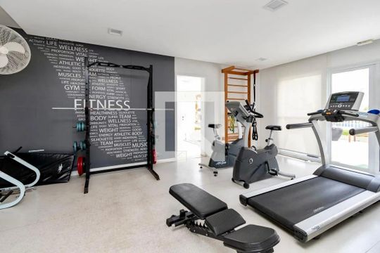 Apartamento no Brooklin com 2 suítes e churrasqueira, ideal para comprar e ter animais. — Academia