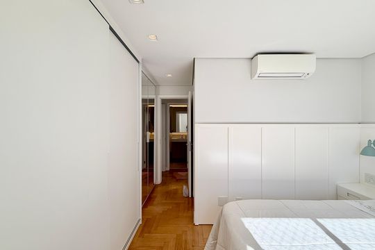 Apartamento no Brooklin com 2 suítes e churrasqueira, ideal para comprar e ter animais. — Suíte 
