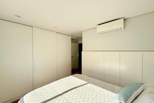 Apartamento no Brooklin com 2 suítes e churrasqueira, ideal para comprar e ter animais. — Suíte 