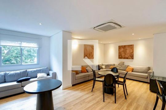 Apartamento no Brooklin com 2 suítes e churrasqueira, ideal para comprar e ter animais. — Salão de Festas