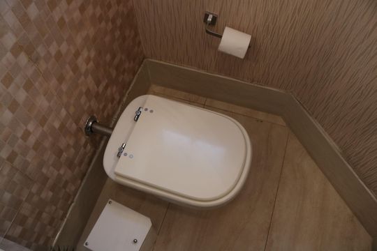 Compra apartamento em Pompeia com 3 quartos, piscina e churrasqueira. — Lavabo