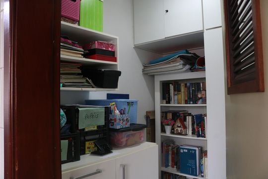 Compra apartamento em Pompeia com 3 quartos, piscina e churrasqueira. — Área de Serviço
