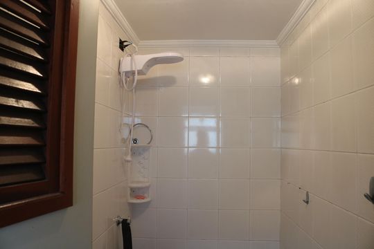Compra apartamento em Pompeia com 3 quartos, piscina e churrasqueira. — Área de Serviço