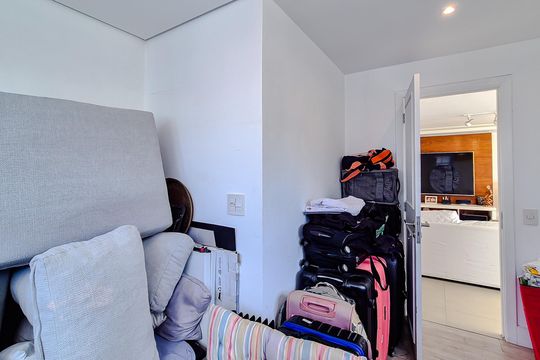 Venda de apartamento em Perdizes com 4 quartos, varanda e jardim. — Sala 3