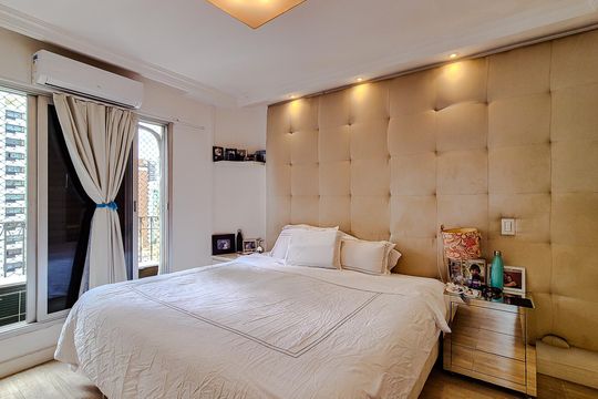 Venda de apartamento em Perdizes com 4 quartos, varanda e jardim. — Quarto 1 - Suíte