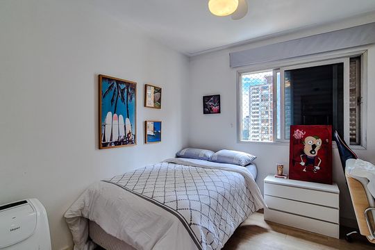 Venda de apartamento em Perdizes com 4 quartos, varanda e jardim. — Quarto 3