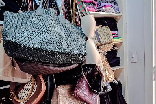 Venda de apartamento em Perdizes com 4 quartos, varanda e jardim. — Closet da Suíte