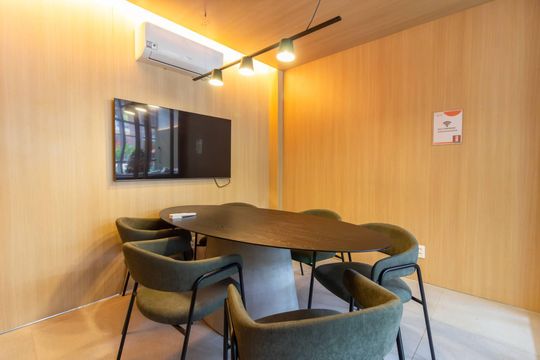 Comprar apartamento com 2 quartos, varanda e pets permitidos. — Área Comum - Coworking