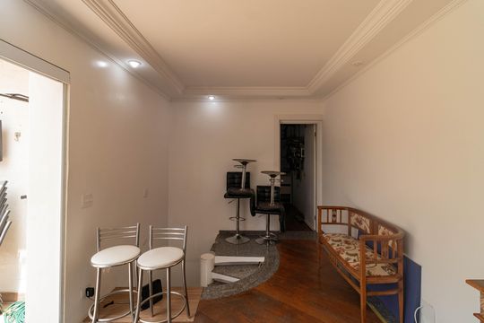 Venda de apartamento em Perdizes com 2 quartos e varanda. — Cobertura