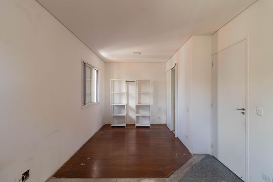 Venda de apartamento em Perdizes com 2 quartos e varanda. — Suíte 2