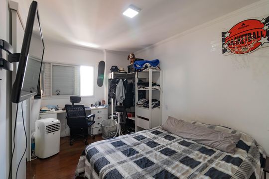 Venda de apartamento em Perdizes com 2 quartos e varanda. — Suíte 1