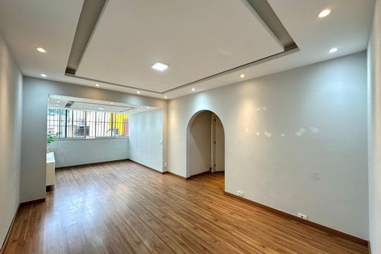 Apartamento à venda em Rua Santa Clara, 165, Copacabana