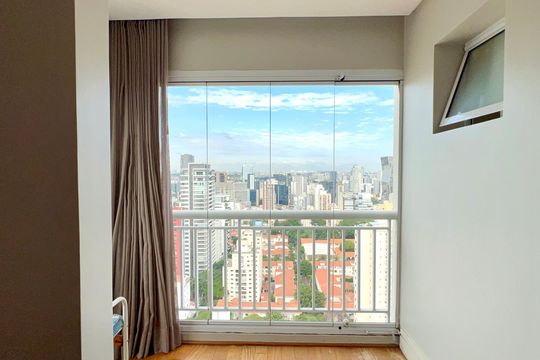 Compra apartamento em Pinheiros: 2 suítes, varanda gourmet, academia e piscina no condomínio. — Suíte 2