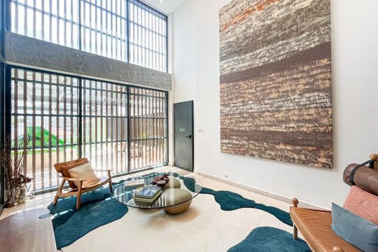 Comprar apartamento com 2 quartos. — Área comum