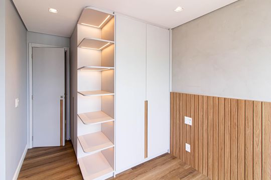 Comprar apartamento com 2 quartos. — Suíte 1