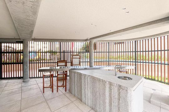 Comprar apartamento com 2 quartos. — Área comum