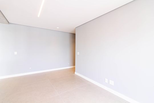 Comprar apartamento com 2 quartos. — Sala de TV