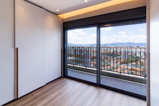 Comprar apartamento com 2 quartos. — Suíte 2