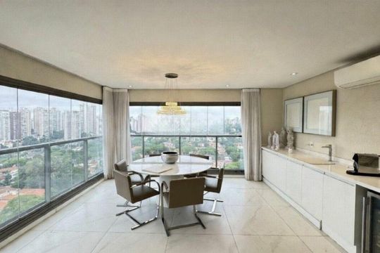 Comprar apartamento mobiliado no Campo Belo com 3 quartos, academia e piscina no condomínio. — foto 13
