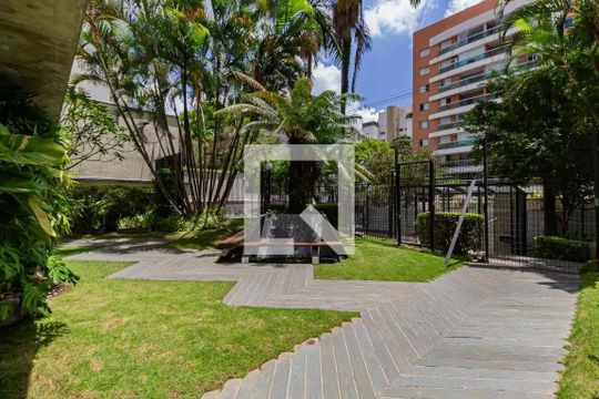 Venda de apartamento mobiliado no Brooklin Novo com 3 quartos. — Area Comum
