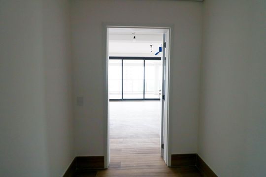 Venda de apartamento com 3 quartos, varanda e churrasqueira no condomínio. — Hall Privativo