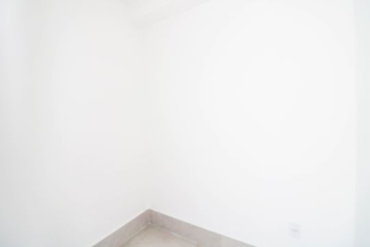 Venda de apartamento com 3 quartos, varanda e churrasqueira no condomínio. — Quarto de Serviço