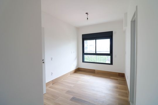 Venda de apartamento com 3 quartos, varanda e churrasqueira no condomínio. — Suíte 1